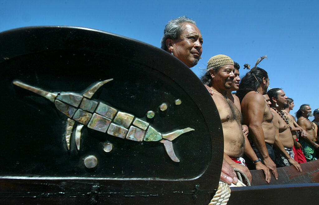 Chumas tribes members fishing