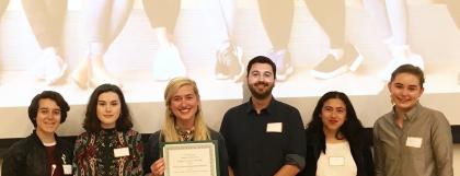 Ambassadors Accept UO Student Group Excellence Award