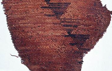 Closed simple and diagonal twine basket