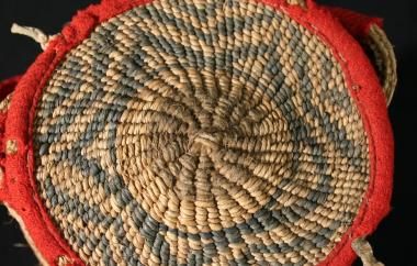 Cylindrical Bag lid detail