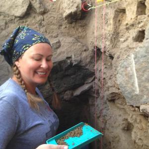 Paleoethnobotanist Jaime Dexter Kennedy.jpg