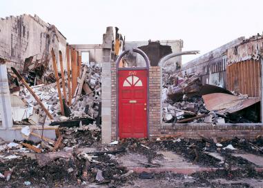 Image of earthquake ravaged building