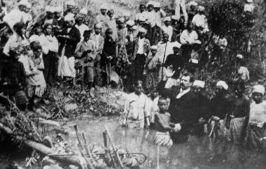 Baptism of the first seven Chin people on February 1, 1906 (MNCH Image 12-1227).